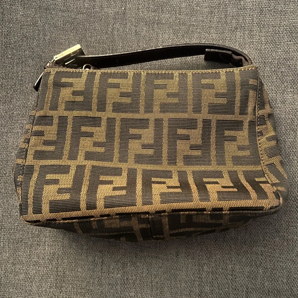 Fendi Zucca Brown and Cream Zippered Handbag - Picture 2 of 5